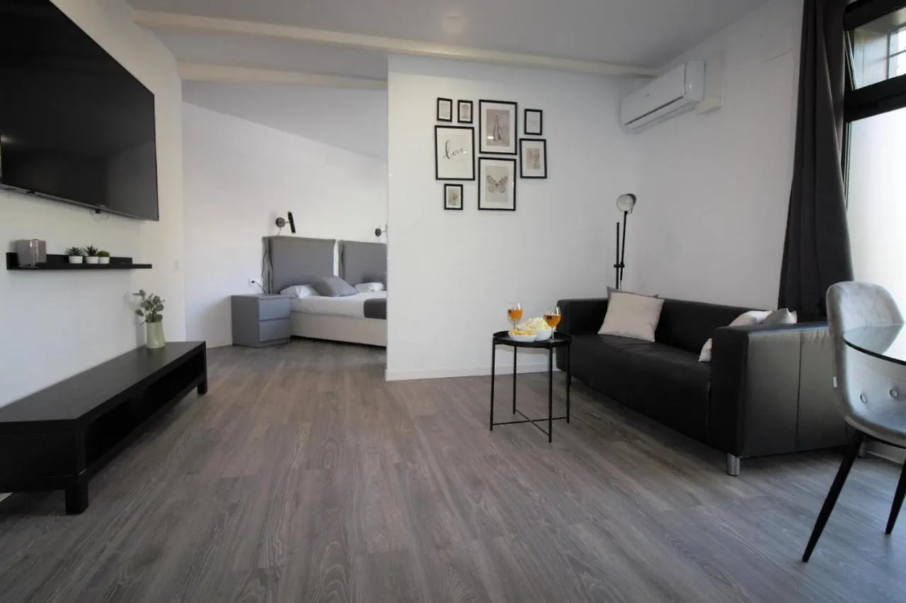 Apartment Llacuna Modern Loft Close To The Beach Barcelona Spain