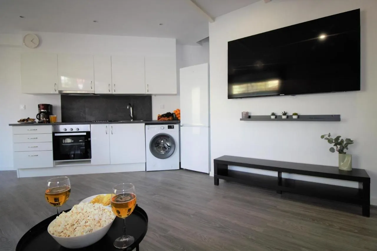 ברצלונה Llacuna Modern Loft Close To The Beach דירה